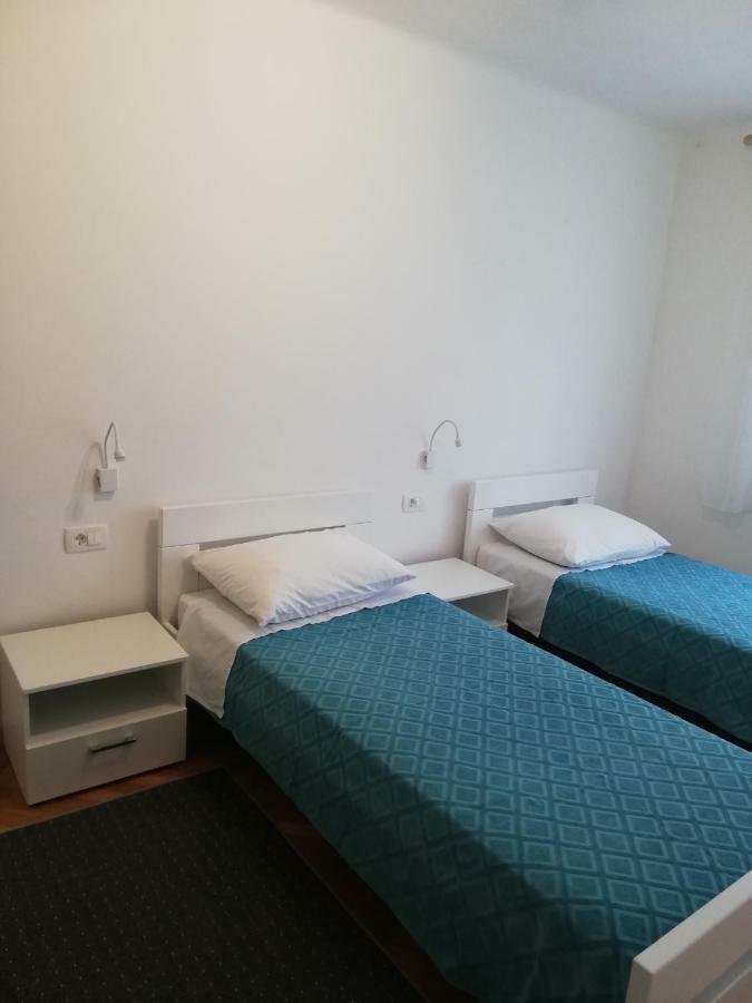 Tony Apartment سبليت المظهر الخارجي الصورة